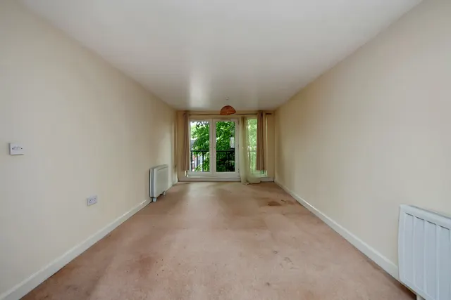 Photo 2 — Flat 33, The Point, 5 Tower Mews, London, Greater London, E17 7JU