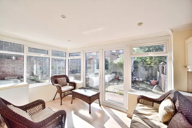 Limetree Close, ME5, photo 1