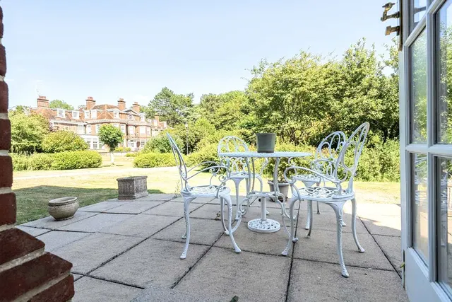 Castle Village, Berkhamsted, photo 2
