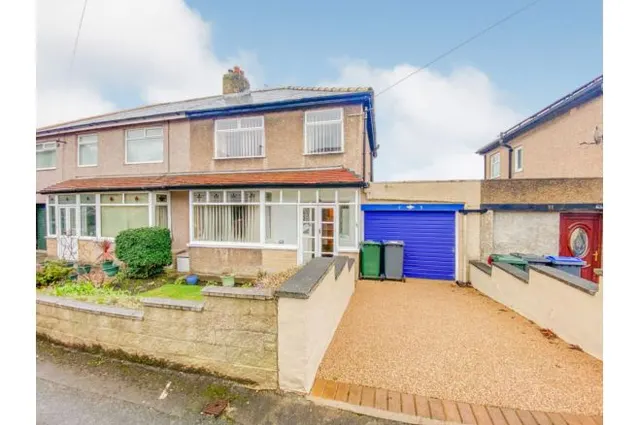 Granby Drive, Riddlesden, photo 1