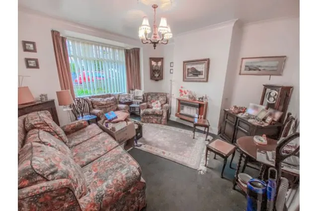Photo 3 — Granby Drive, Riddlesden