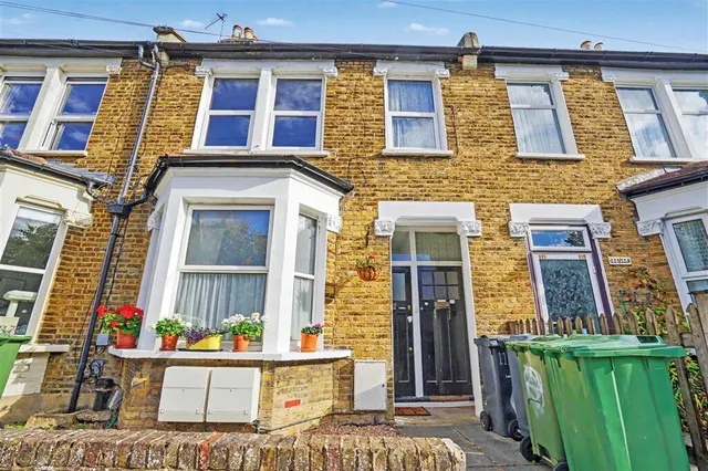 Danbrook Road, London, SW16, photo 1