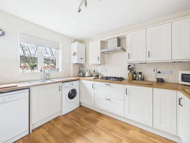 Bledisloe Way, Lydney, GL15, photo 3
