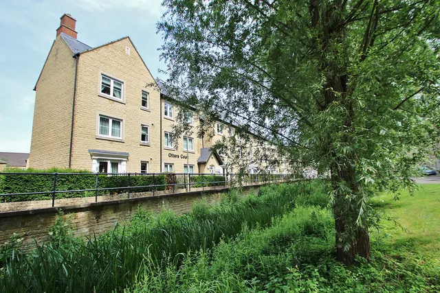 Otters Court, Witney, photo 1