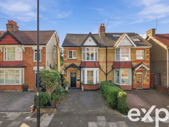 Wellington Road, Enfield, EN1, photo 2