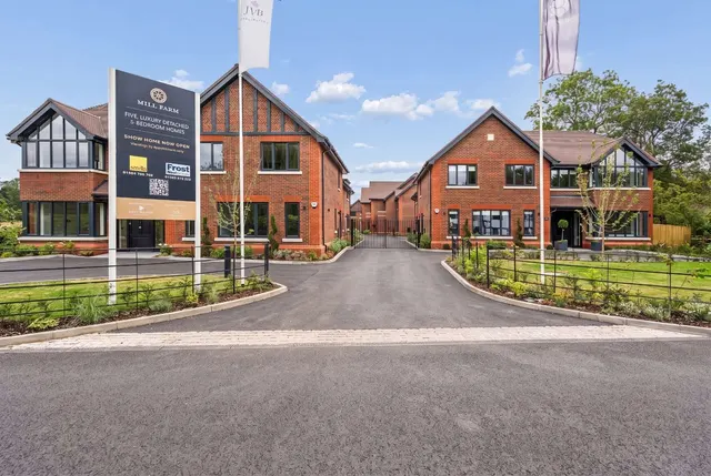 Photo 2 — Mill Farm, Mill Lane, Chalfont St. Giles, Buckinghamshire, HP8 4NP