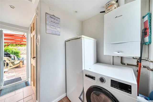 Ashbrook Terrace, Brecon, LD3, photo 3