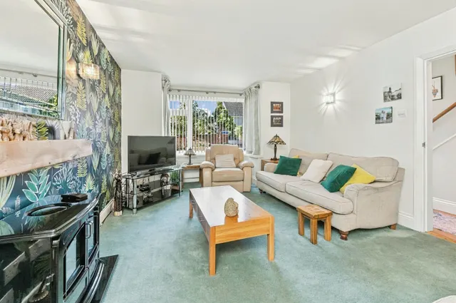 Derwent Road, Honley, HD9, photo 3