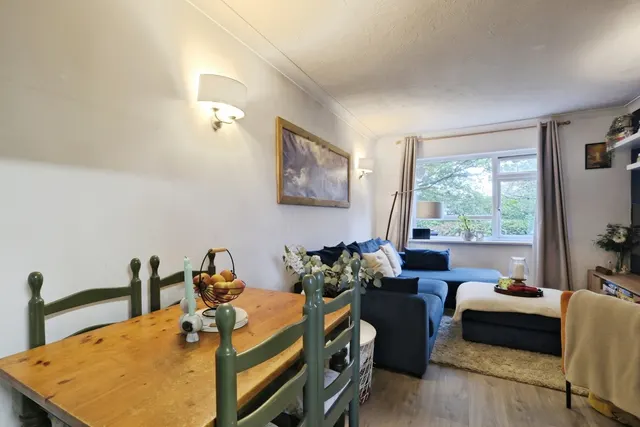Pennywell Gardens, New Milton, BH25, photo 2