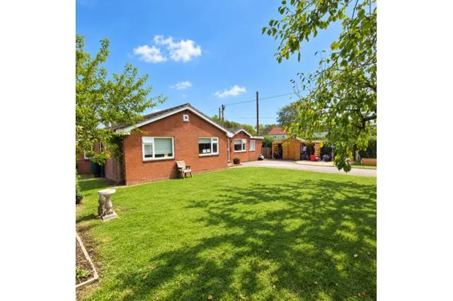 The Green, Great Cheverell, SN10, photo 1