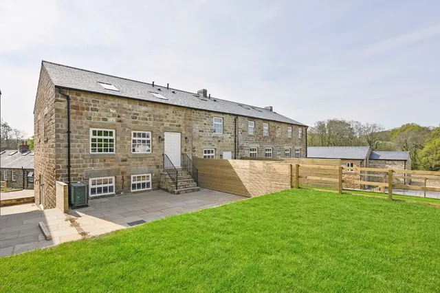 High Mill, Shaw Mills, HG3, photo 1
