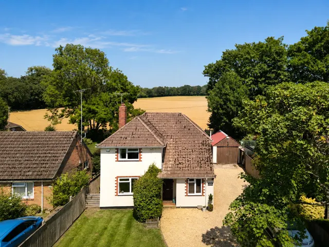 West Park Lane, Damerham, Fordingbridge, Hampshire, SP6 3HB, photo 1