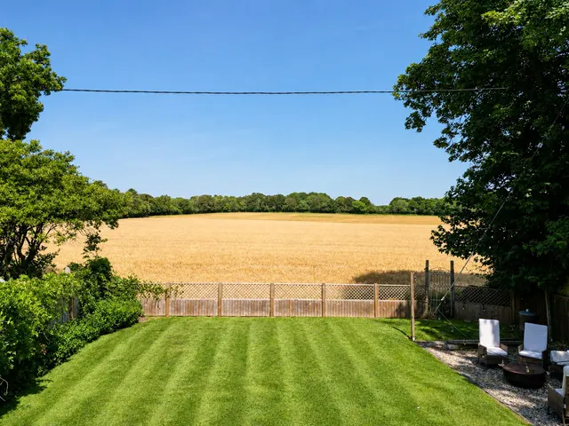 Photo 2 — West Park Lane, Damerham, Fordingbridge, Hampshire, SP6 3HB