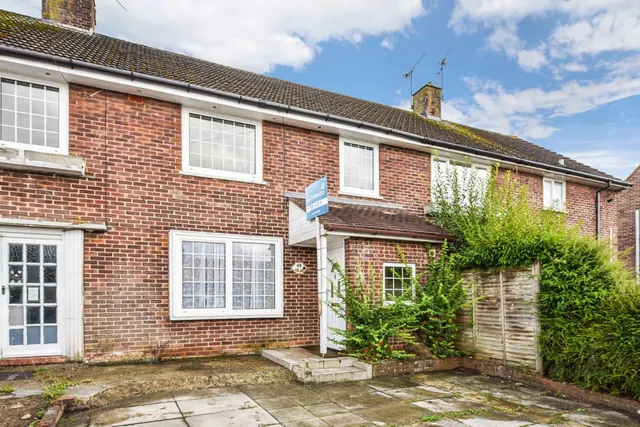 Photo 2 — Shepherds Road, Winchester