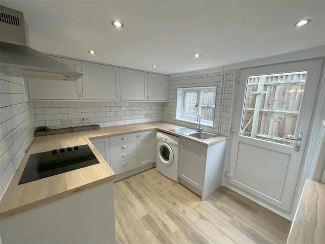 Priory Street, Newport Pagnell, MK16, photo 3