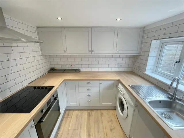 Priory Street, Newport Pagnell, MK16, photo 2