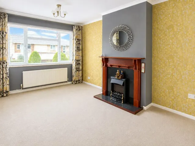 Caburn Way, Hailsham, BN27, photo 2
