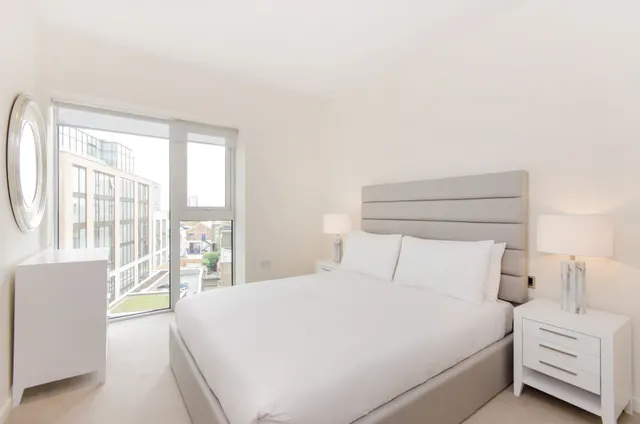 Flat 4.02, 5 Columbia Gardens, London, photo 1