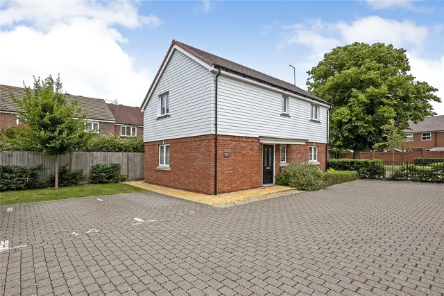 Hangar Drive, Tangmere, PO20, photo 1