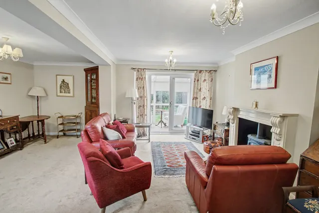 Fayre Oaks, Usk, NP15, photo 2