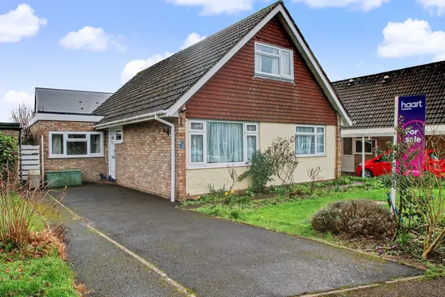 Fayre Oaks, Usk, NP15, photo 1