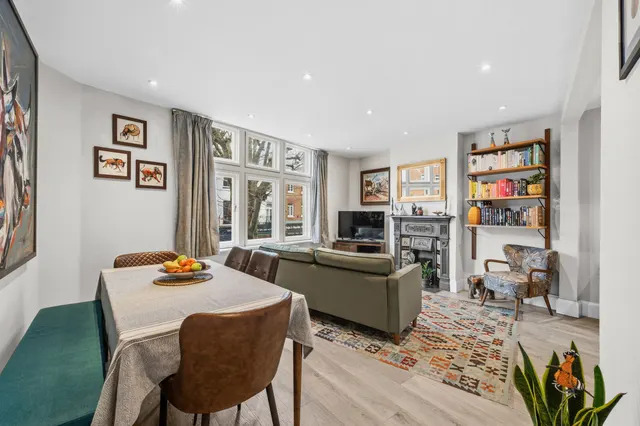 Brighton Road, Surbiton, KT6, photo 1