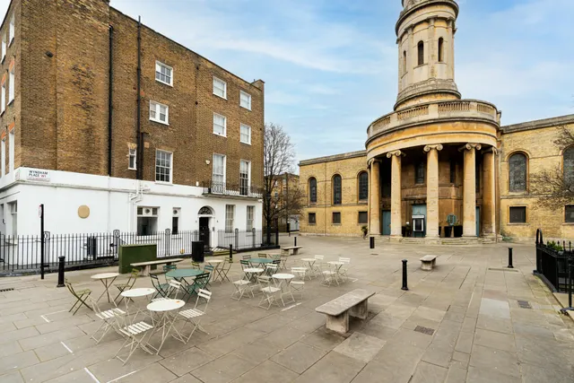 Photo 2 — Wyndham Place, Marylebone, London