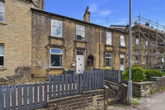 Blagden Lane, Huddersfield, HD4, photo 1
