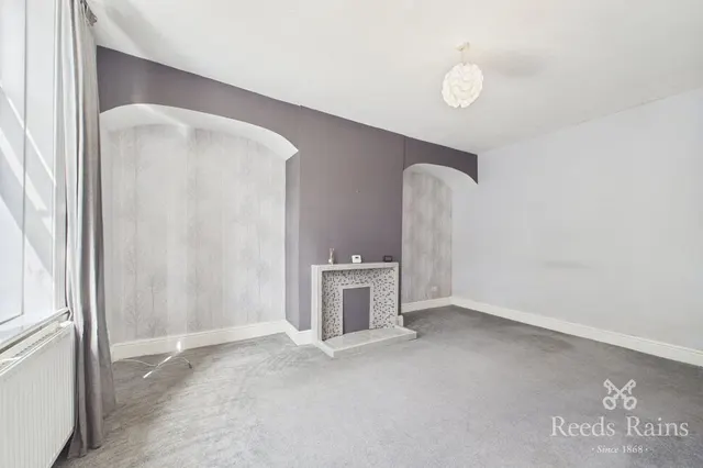 Blagden Lane, Huddersfield, HD4, photo 3