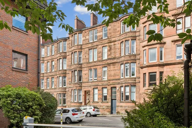 Laurel Place, Thornwood, G11, photo 1