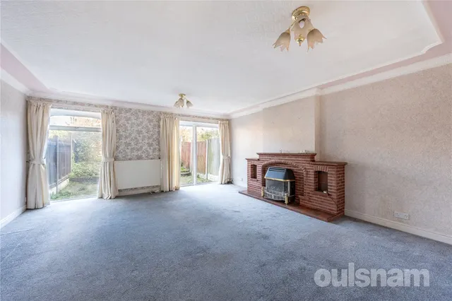 Photo 3 — Winchester Gardens, Northfield, Birmingham, B31 2QB
