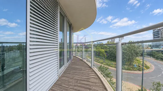 Tidal Basin Road, London, E16, photo 3