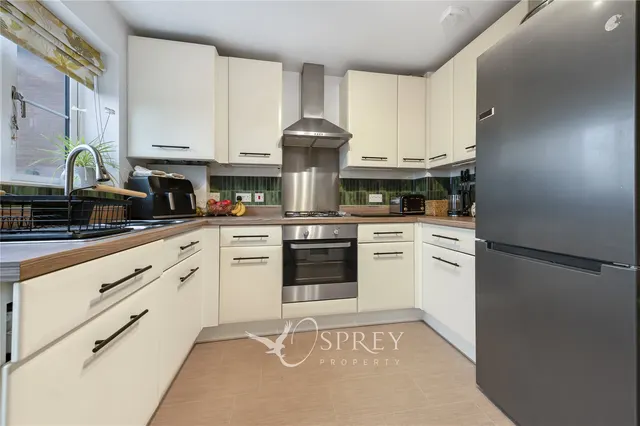 Dyrham Place, Oakham, LE15, photo 2
