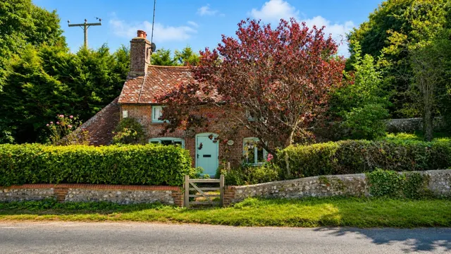 Lower Berwick, Berwick, East Sussex, BN26 5QS, photo 1