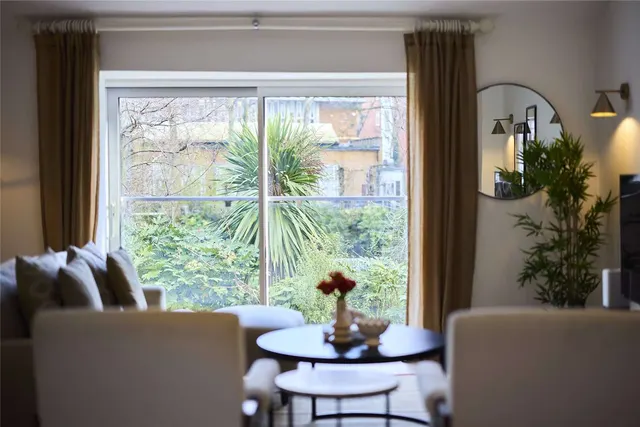 Graces Mews, St John's Wood, NW8, photo 3
