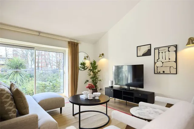 Graces Mews, St John's Wood, NW8, photo 1