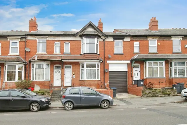 Warwick Road, Tyseley, B11, photo 1