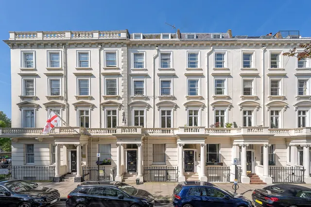 1 bedroom flat — St Georges Square, London, SW1V