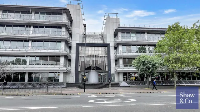 Staines Road, Hounslow, photo 1