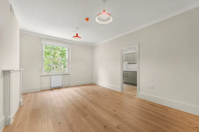 Woburn Square, Bloombury, WC1H, photo 1