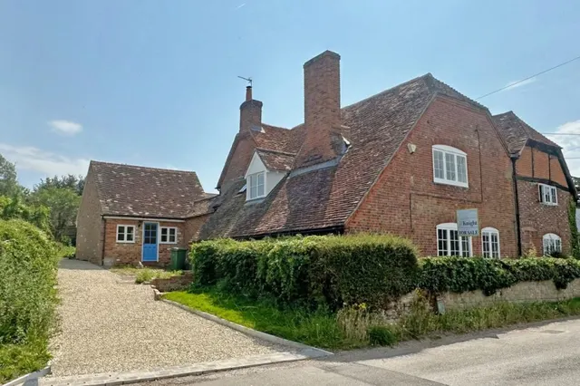 5 bedroom property, Cat Lane Cottages, Ewelme