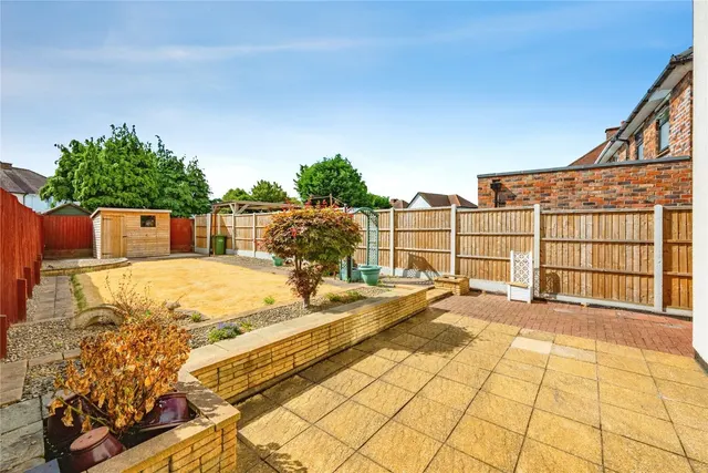 Photo 2 — Borough Road, Tamworth, Staffordshire, B79