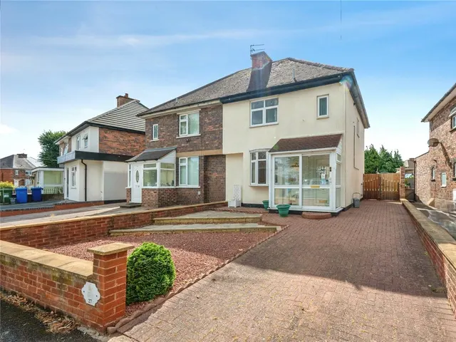 Borough Road, Tamworth, Staffordshire, B79, photo 1