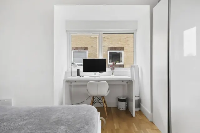 Photo 3 — Chaucer Drive, London, SE1 5RG