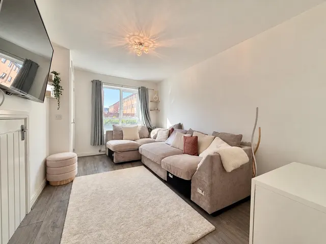 Patterson Street, Denton, M34, photo 2