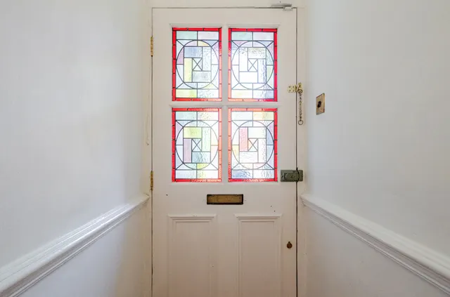 Photo 3 — Hadley Road, Barnet, EN5 5QR