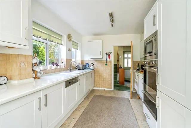 Stockbridge Road, Chichester, PO19, photo 3