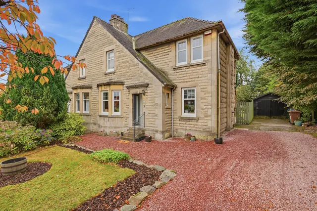Merrylee Road, Newlands, G43, photo 1