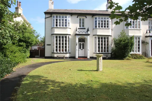 Manchester Road, Southport, PR9, photo 1