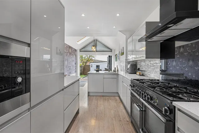 Eastbourne Road, Seaford, photo 1